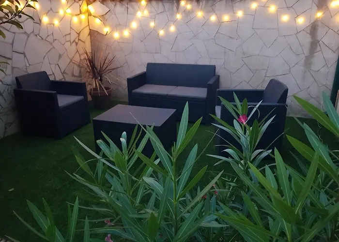 Piscine Privée * Capestang