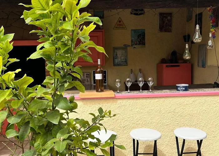 Piscine Privée * Capestang